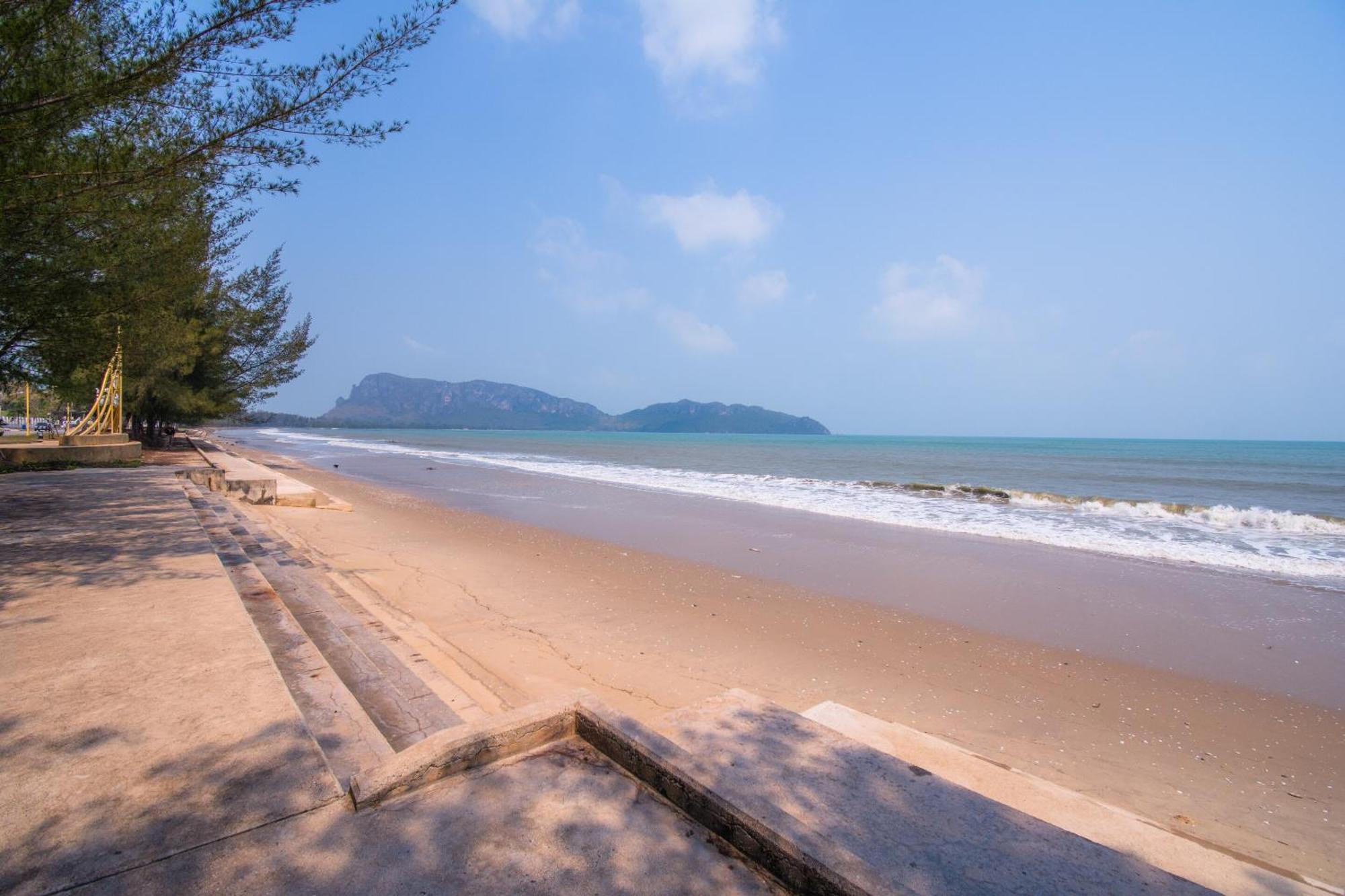 Koh Lak Resort Prachuap Khiri Khan Esterno foto